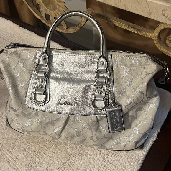 Coach Metallic Silver and cream Satchel with longer shoulder strap option - Picture 7 of 12